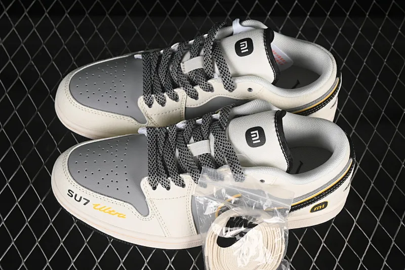 All categories Air Jordan Jordan series basketball shoes Air Jordan 1 Low Air Jordan 1 Low AJ1 Joe 1 Xiaomi SU7Ulltru High-end custom low-top retro basketball shoes XX3168-198